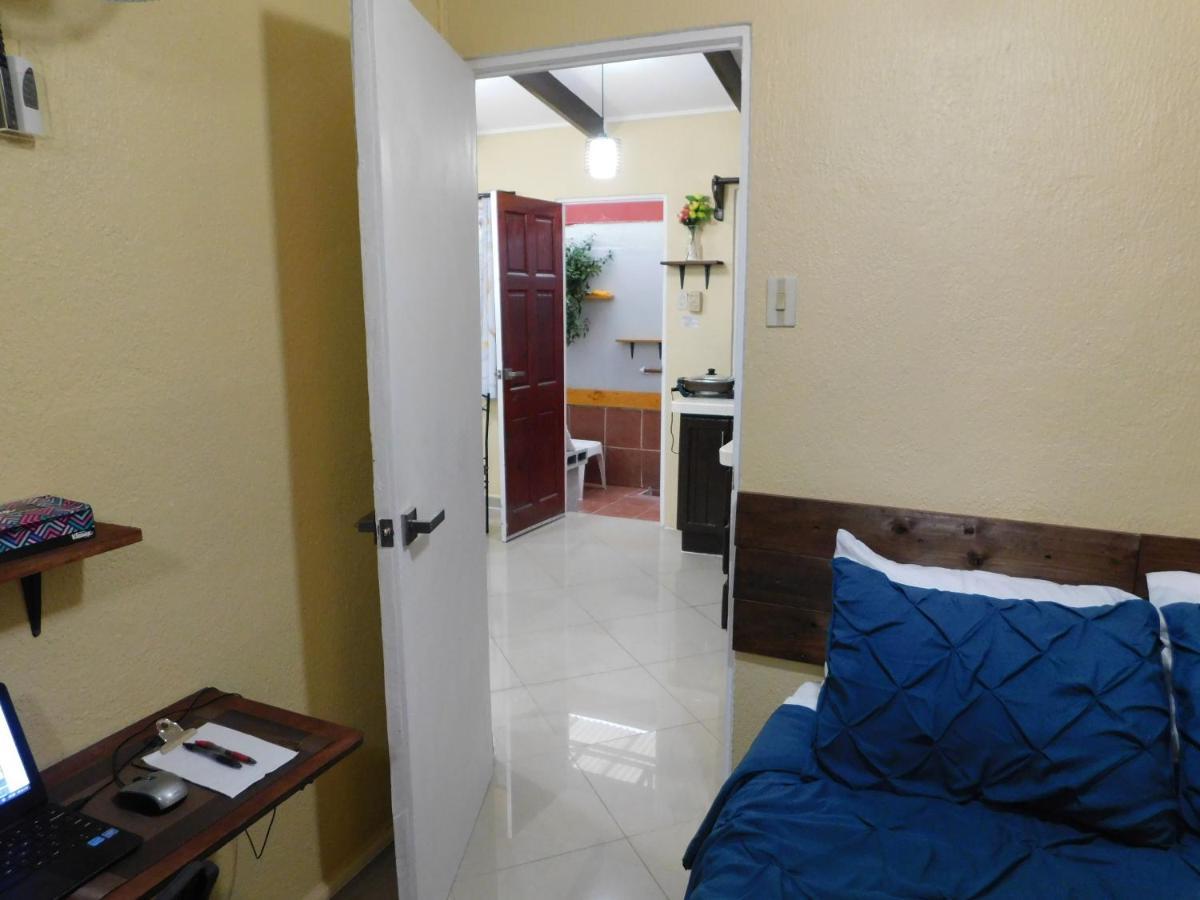 Condo Villa B27 Sleeps Five People - B28 Sleeps Six People - Price Includes Housekeeping Fees Not Taxes - Very Close To The Pool And Beach! Jacó Esterno foto