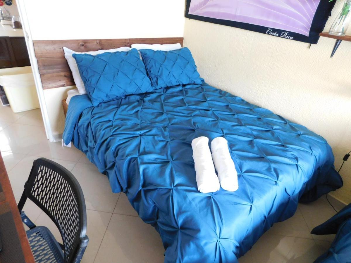 Condo Villa B27 Sleeps Five People - B28 Sleeps Six People - Price Includes Housekeeping Fees Not Taxes - Very Close To The Pool And Beach! Jacó Esterno foto